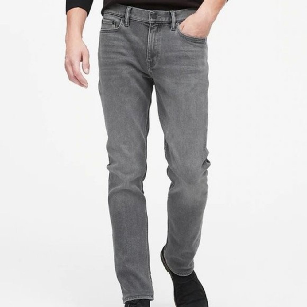 Banana Republic NWOT Legacy Jeans 32/32 Slim Fit